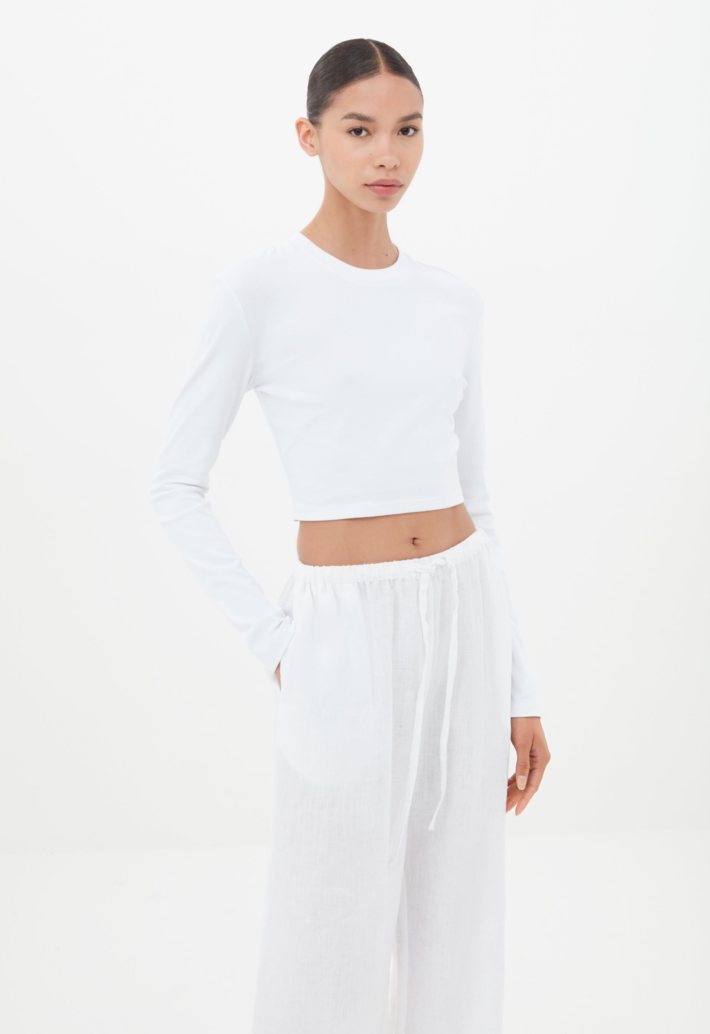 Linen Drawstring Pant in White Linen Drawstring Pant in White
